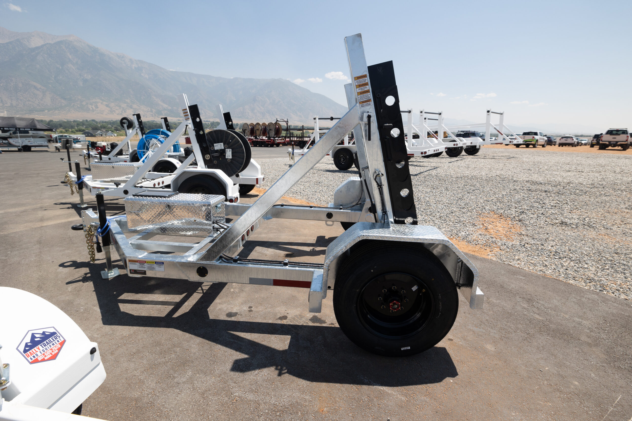 Unreeling Efficiency: Your Comprehensive Guide to Cable Reel Trailers