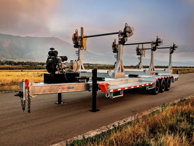 THREE-PLACE TURRET TRAILER